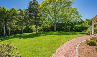 91 Allyn Ln, Barnstable, MA 02630
