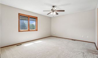 8256 NW 26th St, Ankeny, IA 50023