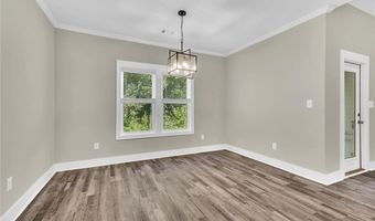 616 Whispering Pines Dr, Macon, GA 31211