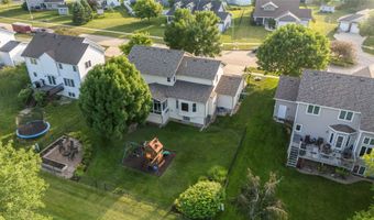 410 Oakwood Ct, Altoona, IA 50009