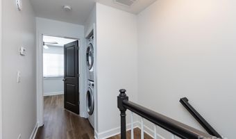 1348 Green Oaks Ln L, Charlotte, NC 28205