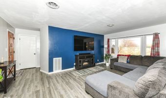 206 Winding Dr, Alexandria, IN 46001