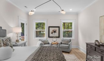 215 Wyanoke Ave, Charlotte, NC 28205