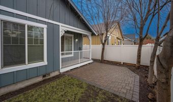 2225 NE Indigo Ln, Bend, OR 97701