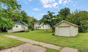 601 S Madison Ave, Aurora, MO 65605