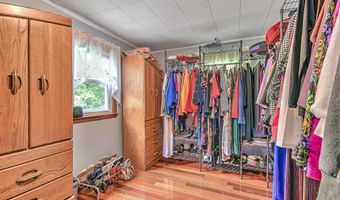 24483 Cave Creek Rd, Abingdon, VA 24211