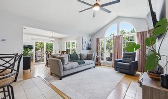 682 YOUNGSTOWN Pkwy 330, Altamonte Springs, FL 32714