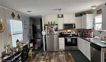 81 Hyland Dr, Akron, OH 44312