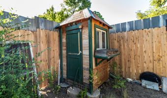 612 LOVERS Ln, Aztec, NM 87410
