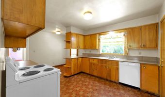 1331 G St, Springfield, OR 97477