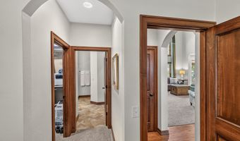 6622 N Kurey Dr, Appleton, WI 54913