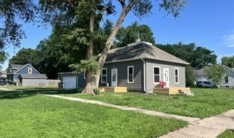 803 11th St, Aurora, NE 68818