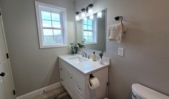 653 Sullivan Rd, Beaver, WV 25813