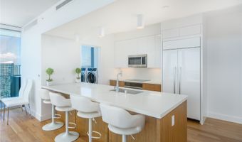 629 Keeaumoku St 3801, Honolulu, HI 96814