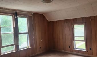 311 S Superior St, Angola, IN 46703