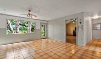 44 Kaupakalua Rd, Haiku, HI 96708