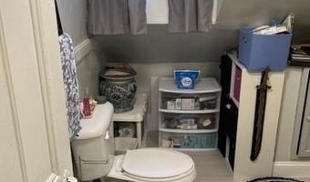 761 Dyer Ave, Cranston, RI 02920