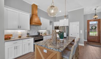 329 Newport Ln, Benton, LA 71006