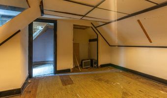 1905 11th St, Altoona, PA 16601