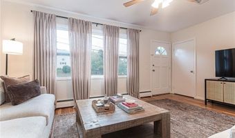 25 Stony Brook Dr, Cranston, RI 02920