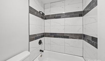 11222 Carmel Chace Dr, Charlotte, NC 28226