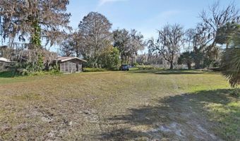 55512 FRONT St, Astor, FL 32102