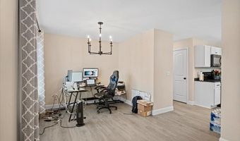 28 Murray Rd, Ashburnham, MA 01430
