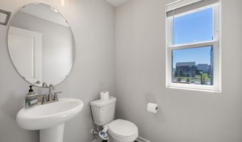 5863 156th St W, Apple Valley, MN 55124