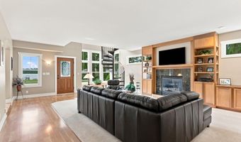 3235 Lakeview Dr, Allegan, MI 49010