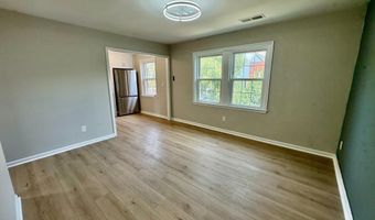 2008 38TH St SE 302, Washington, DC 20020