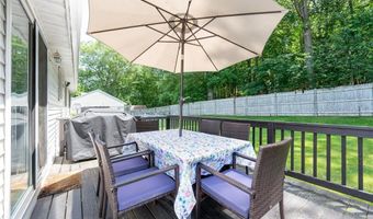 153 Grandview Ave, Lincoln, RI 02865
