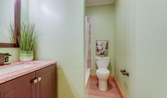 601 Walnut St, Alhambra, IL 62001
