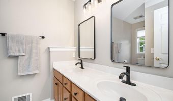 5404 Hartfield Ct SE, Ada, MI 49301