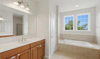 20920 ASHBURN HEIGHTS Dr, Ashburn, VA 20148