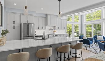 24 Amerescoggin Rd, Falmouth, ME 04105