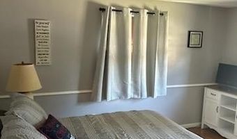 200 Brookwood Rd, Warwick, RI 02889
