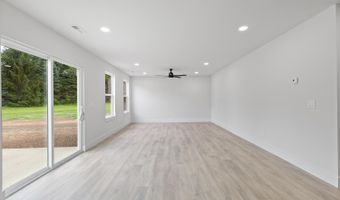 2018 Green Acres Dr, Adrian, MI 49221