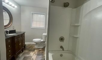 2004 ROANOKE St, Alexandria, LA 71301