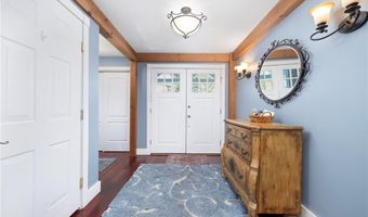 109 Umiak Ave, Jamestown, RI 02835