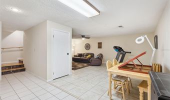 324 HICKORY Ct, Apopka, FL 32712