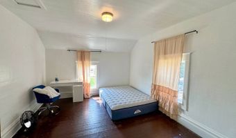 806 7th Ave, Britton, SD 57430