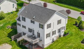 40 Hillview Dr, Bangor, ME 04401