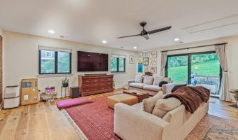 3610 TERRACE Dr, Annandale, VA 22003