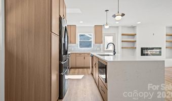 3320 Winterfield Pl, Charlotte, NC 28205