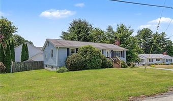 118 Duchess Rd, Cumberland, RI 02864