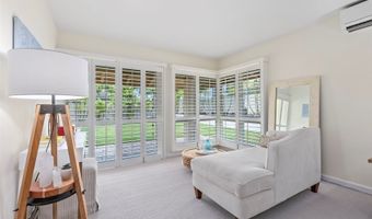 1016 Laukupu Way, Honolulu, HI 96825