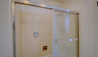 4 WESTLAKE Dr NE, Albuquerque, NM 87112