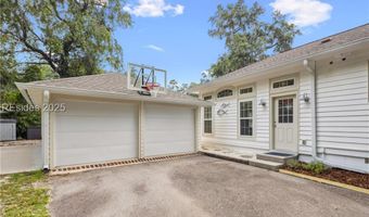 15 Palmetto Beach Dr, Bluffton, SC 29910