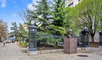 2507 I St NW, Washington, DC 20037