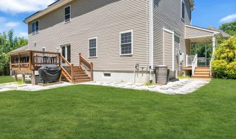 563 Vanderbilt Ave, Bayville, NJ 08721